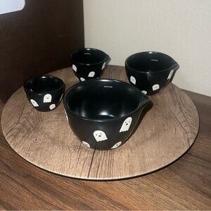 Rae Dunn Ghosts Measuring Cups Set of 4 (293)